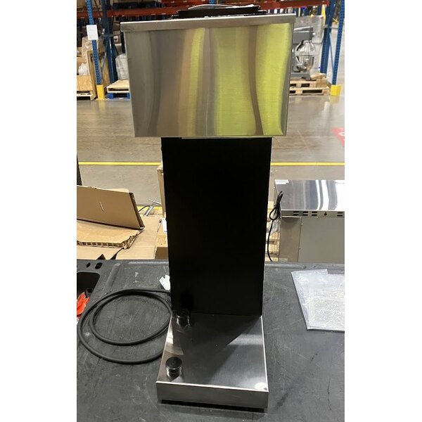 Scratch and Dent Bunn 33200.0010 VPR-APS Pourover Airpot Coffee Brewer - 120V