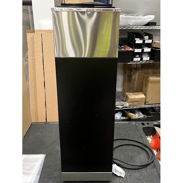 Scratch and Dent Bunn 33200.0010 VPR-APS Pourover Airpot Coffee Brewer - 120V