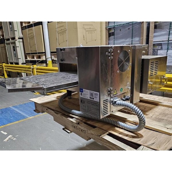 Scratch and Dent Cooking Performance Group ICOE-50-D Countertop Impinger Electric Conveyor Oven with 50" Belt - 240V, 1 Phase, 6700W