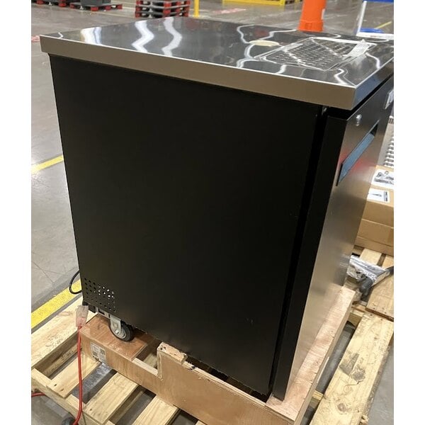 Scratch and Dent Avantco UDD-1-HC Triple Tap Kegerator Beer Dispenser - Black, (1) 1/2 Keg Capacity