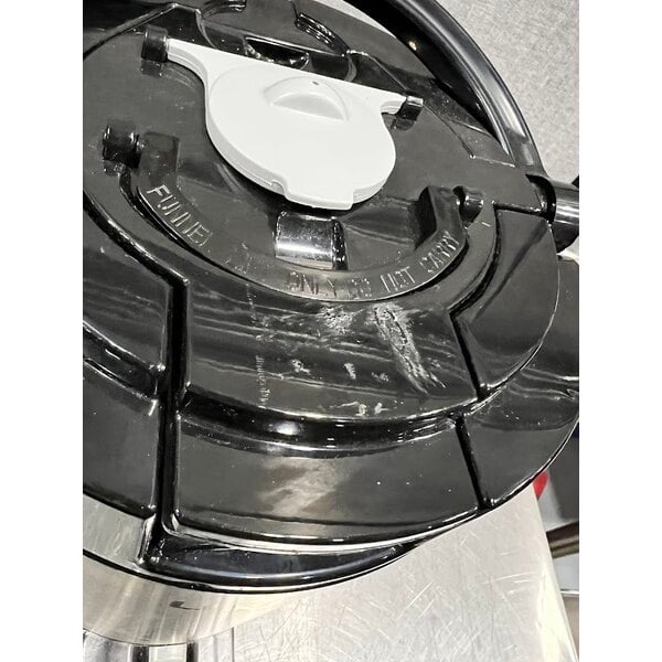 Scratch and Dent Fetco L4S-15 Luxus 1.5 Gallon Stainless Steel Coffee Server