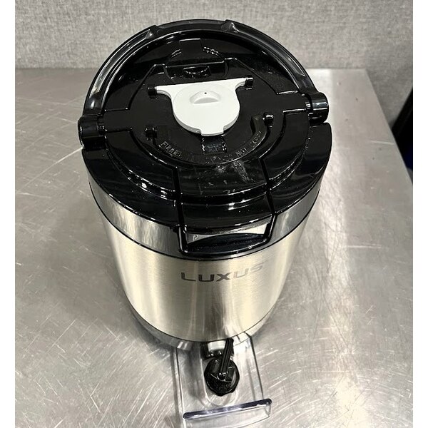 Scratch and Dent Fetco L4S-15 Luxus 1.5 Gallon Stainless Steel Coffee Server