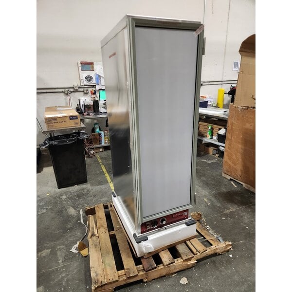 Scratch and Dent Avantco HEAT-1836I Full Size Insulated Heated Holding Cabinet with Clear Door - 120V