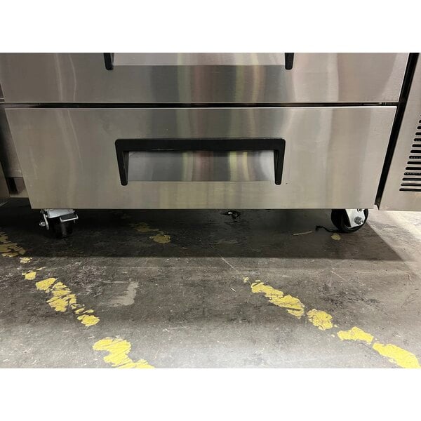 Scratch and Dent Avantco CBE-72-HC 72" 4 Drawer Refrigerated Chef Base