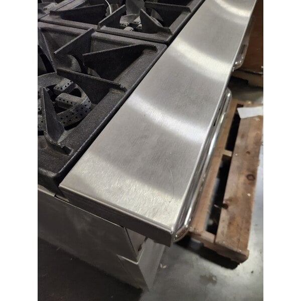 Scratch and Dent MainStreet Equipment E60-N Natural Gas 10 Burner 60" Range with 2 Standard Ovens - 360,000 BTU