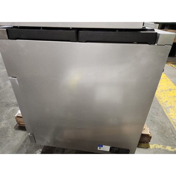 Scratch and Dent MainStreet Equipment E60-N Natural Gas 10 Burner 60" Range with 2 Standard Ovens - 360,000 BTU