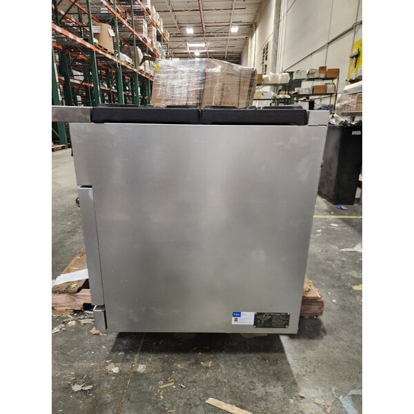 Scratch and Dent MainStreet Equipment E60-N Natural Gas 10 Burner 60" Range with 2 Standard Ovens - 360,000 BTU