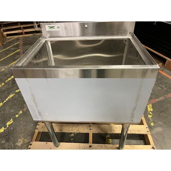 Scratch and Dent Regency 18" x 24" Underbar Ice Bin - 77 lb.