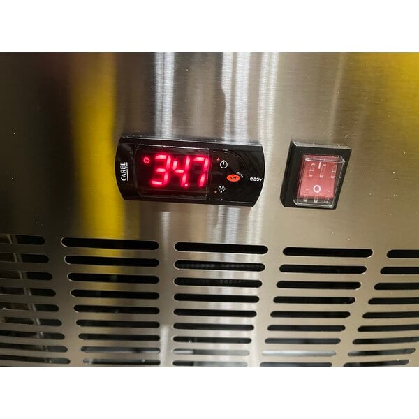 Scratch and Dent Avantco SSPPT-3H 94" 6 Drawer Refrigerated Pizza Prep Table