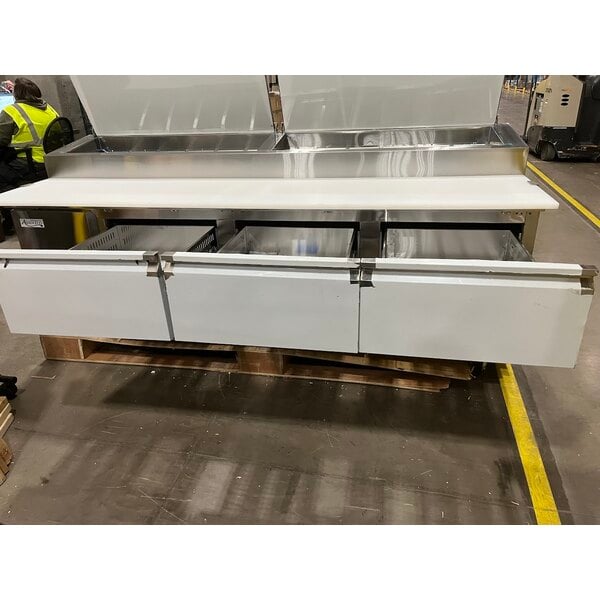 Scratch and Dent Avantco SSPPT-3H 94" 6 Drawer Refrigerated Pizza Prep Table