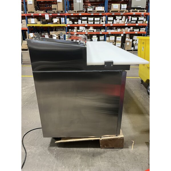 Scratch and Dent Avantco SSPPT-3H 94" 6 Drawer Refrigerated Pizza Prep Table