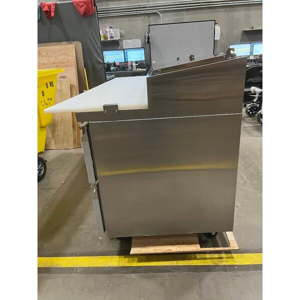 Scratch and Dent Avantco SSPPT-3H 94" 6 Drawer Refrigerated Pizza Prep Table