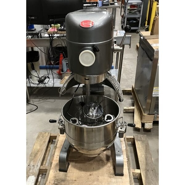 Scratch and Dent Avantco MX40H 40 Qt. Planetary Floor Mixer with Guard & Standard Accessories - 240V, 2 hp