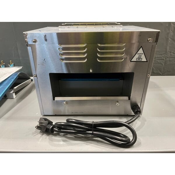 Scratch and Dent Avantco T3300B Commercial 10" Wide Conveyor Toaster with 3" Opening - 208V, 3300W, 800 Slices per Hour