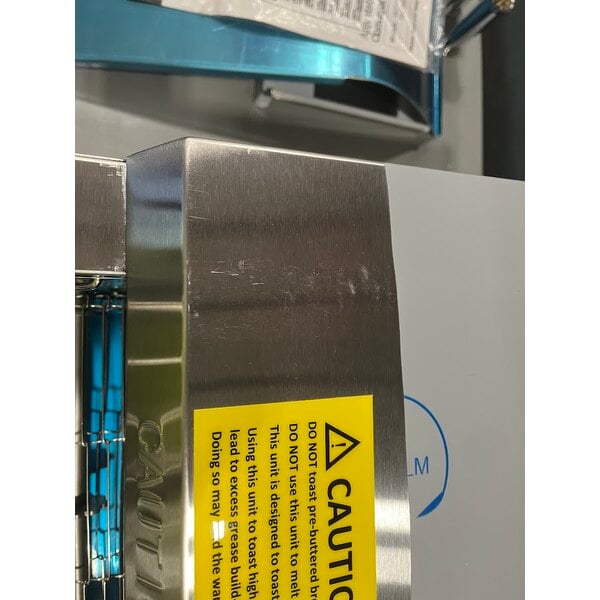 Scratch and Dent Avantco T3300B Commercial 10" Wide Conveyor Toaster with 3" Opening - 208V, 3300W, 800 Slices per Hour