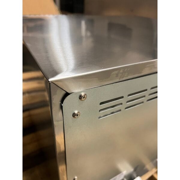 Scratch and Dent Avantco CO-16 Half Size Countertop Convection Oven, 1.5 Cu. Ft. - 120V, 1600W