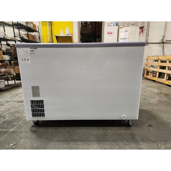 Scratch and Dent Galaxy ICFC12-HC 48 7/8" Curved Top Display Freezer