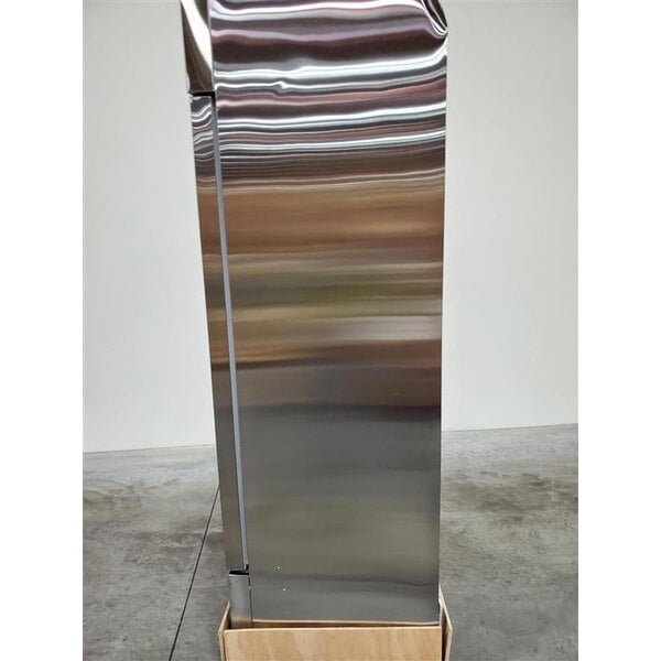 Scratch and Dent Avantco A-19F-HC 29" Solid Door Reach-In Freezer