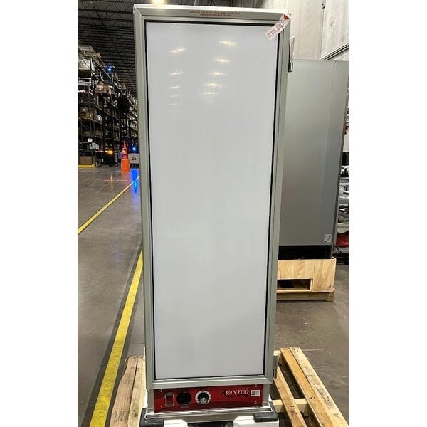 Scratch and Dent Avantco HEAT-1836I Full Size Insulated Heated Holding Cabinet with Clear Door - 120V