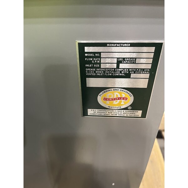 Scratch and Dent Regency 50 lb. 25 GPM Grease Trap with 3" Non-Threaded Connections - PDI Certified