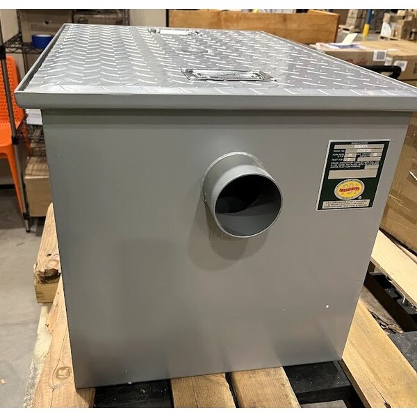 Scratch and Dent Regency 50 lb. 25 GPM Grease Trap with 3" Non-Threaded Connections - PDI Certified