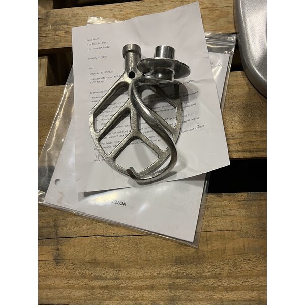 Scratch and Dent Hobart N50 5 Qt. Bowl Lift Countertop Mixer with Standard Accessories - 120V, 1/6 hp