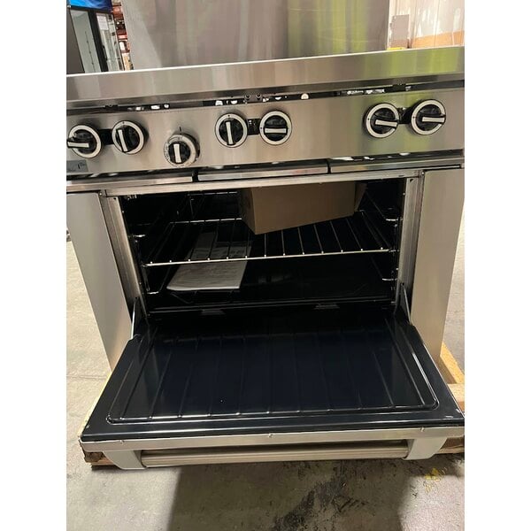 Scratch and Dent Garland G36-6R Natural Gas 6 Burner 36" Range with Standard Oven - 236,000 BTU