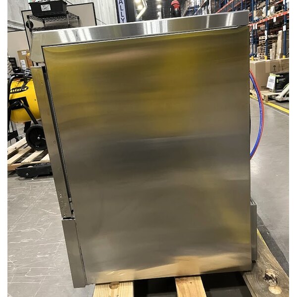 Scratch and Dent Hobart LXNH-5 High Temperature Undercounter Dishwasher - 208-240V, 3 Phase