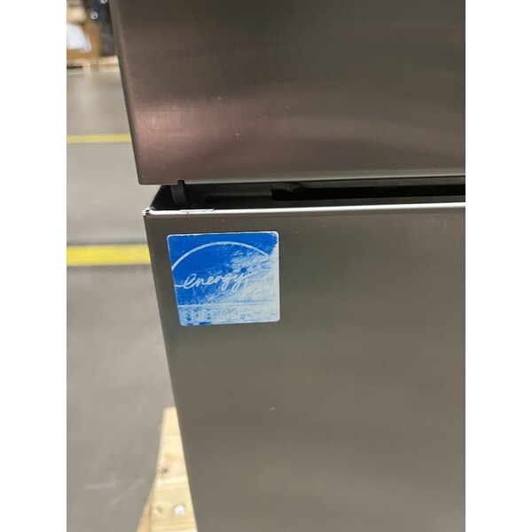 Scratch and Dent Hobart LXNH-5 High Temperature Undercounter Dishwasher - 208-240V, 3 Phase
