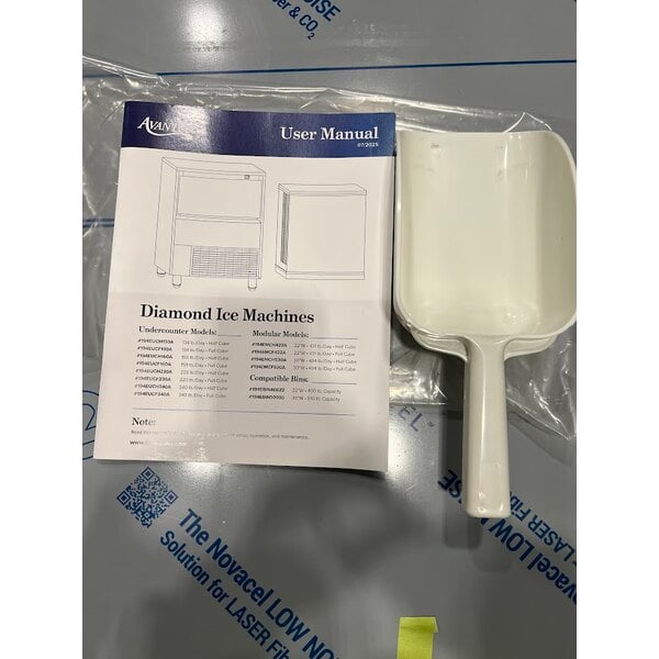 Scratch and Dent Avantco Ice Diamond EUC-F-160-A Air-Cooled Undercounter Full Cube Ice Machine with 44 lb. Bin - 159 lb., 115V