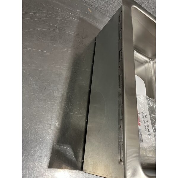 Scratch and Dent Avantco TM-12B Top Mount Drop-In Full Size Hot Food Well with Round Inside Corners and Drain - 208V, 1,600W