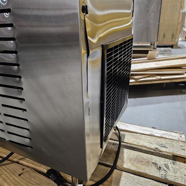 Scratch and Dent Frosty Factory 137A 12 Qt. Large Cylinder Air-Cooled Frozen Cocktail Machine - 115V