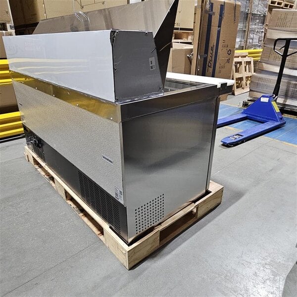 Scratch and Dent Avantco APT-71M-HC 70" 3 Door Mega Top Refrigerated Sandwich Prep Table