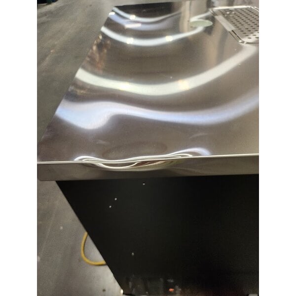 Scratch and Dent Avantco UDD-36-HC 36" Black Double Tap Kegerator Beer Dispenser - (1) 1/2 Keg Capacity