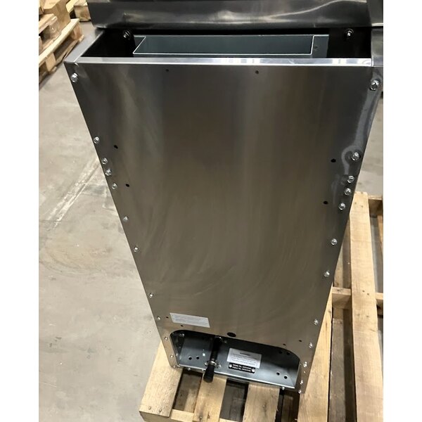 Scratch and Dent Cooking Performance Group FFOP40 Natural Gas 40 lb. Stainless Steel Open Pot Floor Fryer - 90,000 BTU