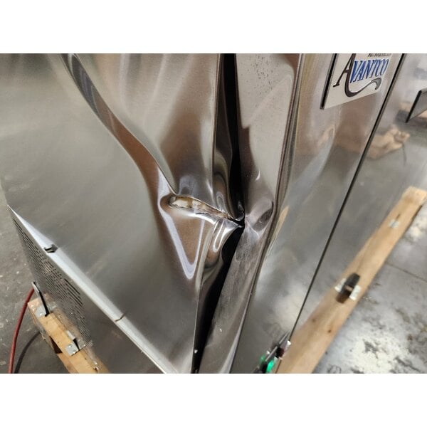 Scratch and Dent Avantco UDD378S8 Stainless Steel Kegerator / Beer Dispenser with 2 Quadruple Tap Towers - (3) 1/2 Keg Capacity