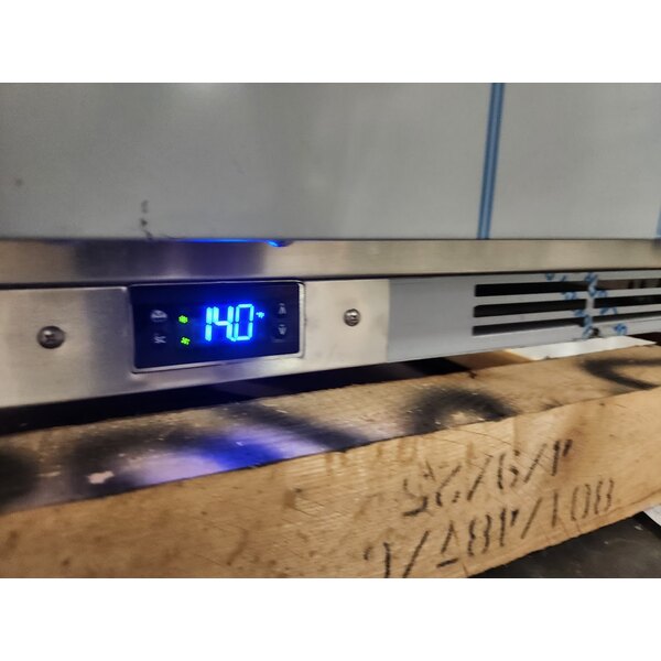 Scratch and Dent Beverage-Air UCF24AHC 24" Undercounter Freezer