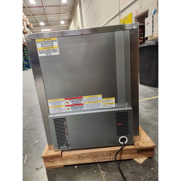 Scratch and Dent Beverage-Air UCF24AHC 24" Undercounter Freezer