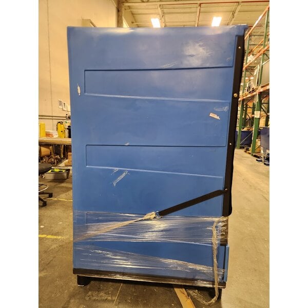 Scratch and Dent Bonar Plastics PB55 Polar 55 Cu. Ft. Dry Ice Box