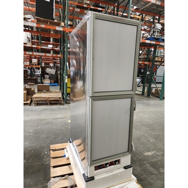 Scratch and Dent Avantco HPI-1836DC Full Size Insulated Heated Holding / Proofing Cabinet with Clear Dutch Doors - 120V