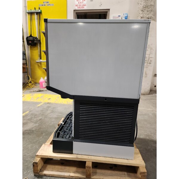 Scratch and Dent Scotsman HID525A-1 Meridian® Countertop Air Cooled Ice Machine and Water Dispenser - 25 lb. Bin Storage