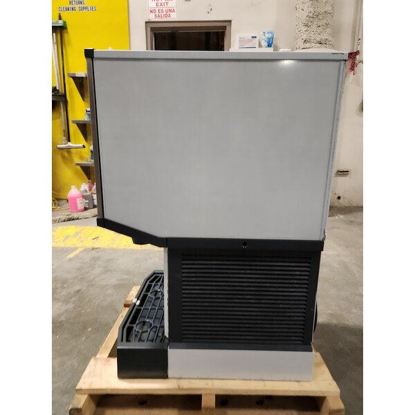 Scratch and Dent Scotsman HID525A-1 Meridian® Countertop Air Cooled Ice Machine and Water Dispenser - 25 lb. Bin Storage