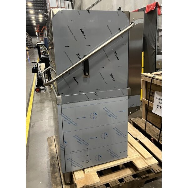 Scratch and Dent MainStreet Equipment HTDT Single Rack High-Temperature Door-Type Dish Machine with Booster Heater - 208-240V, 3 Phase