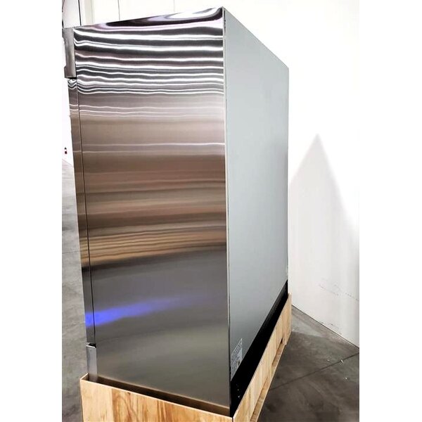 Scratch and Dent Avantco SS-2F-HC 54" Stainless Steel Two Section Solid Door Reach-In Freezer