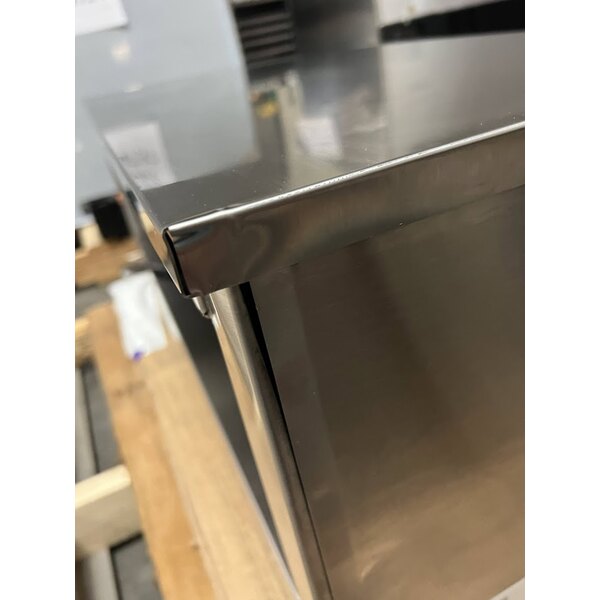 Scratch and Dent Vollrath CM4-24035PA JW30PA 35" Plate Activated Countertop Cheese Melter - 240V