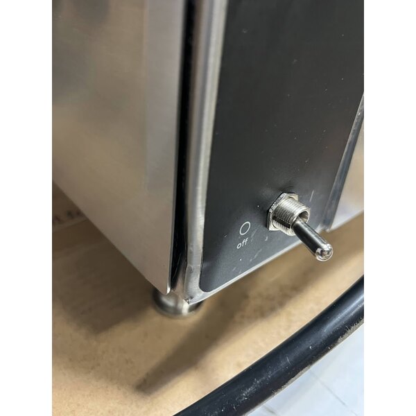 Scratch and Dent Vollrath CM4-24035PA JW30PA 35" Plate Activated Countertop Cheese Melter - 240V