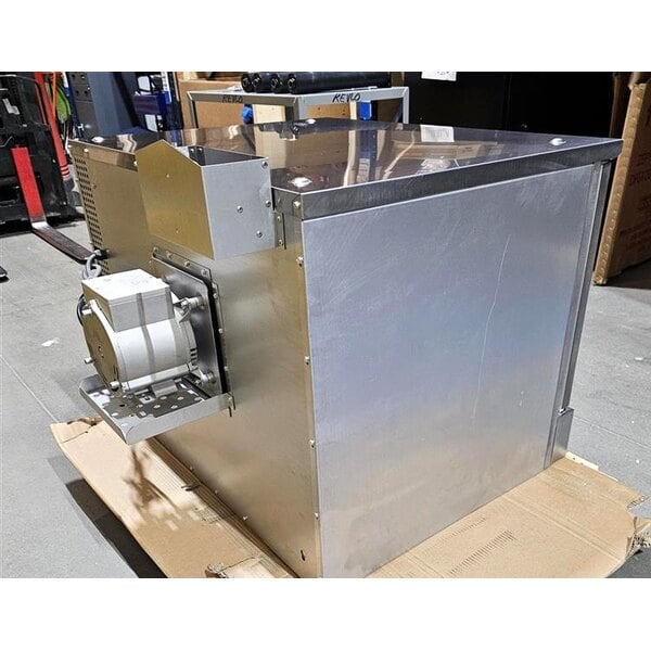 Scratch and Dent MainStreet Equipment CG1-N Single Deck Full Size Natural Gas Convection Oven with Legs - 54,000 BTU