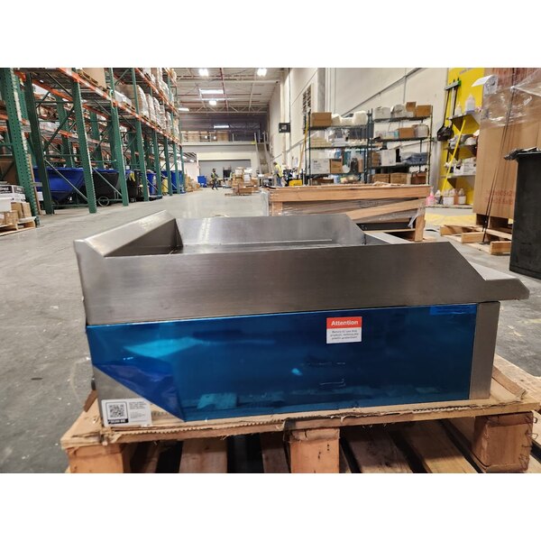 Scratch and Dent Avantco Chef Series CAG-24-MG 24" Countertop Gas Griddle with Manual Controls - 60,000 BTU