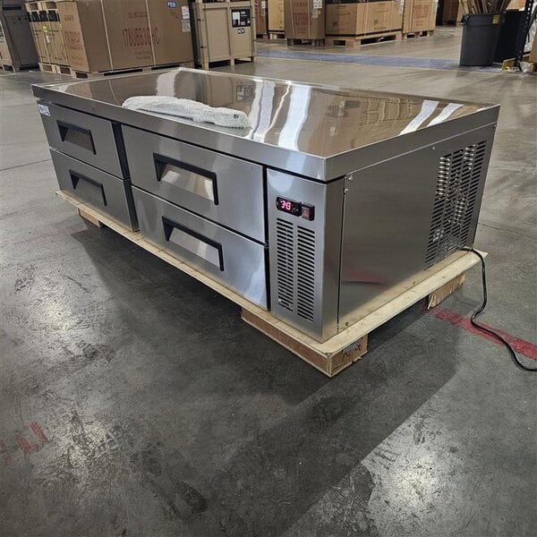 Scratch and Dent Avantco CBE-72-HC 72" 4 Drawer Refrigerated Chef Base