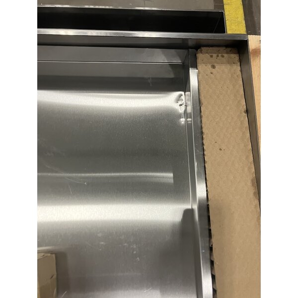 Scratch and Dent Cooking Performance Group GT-CPG-60-NL 60" Gas Countertop Griddle with Thermostatic Controls - 150,000 BTU